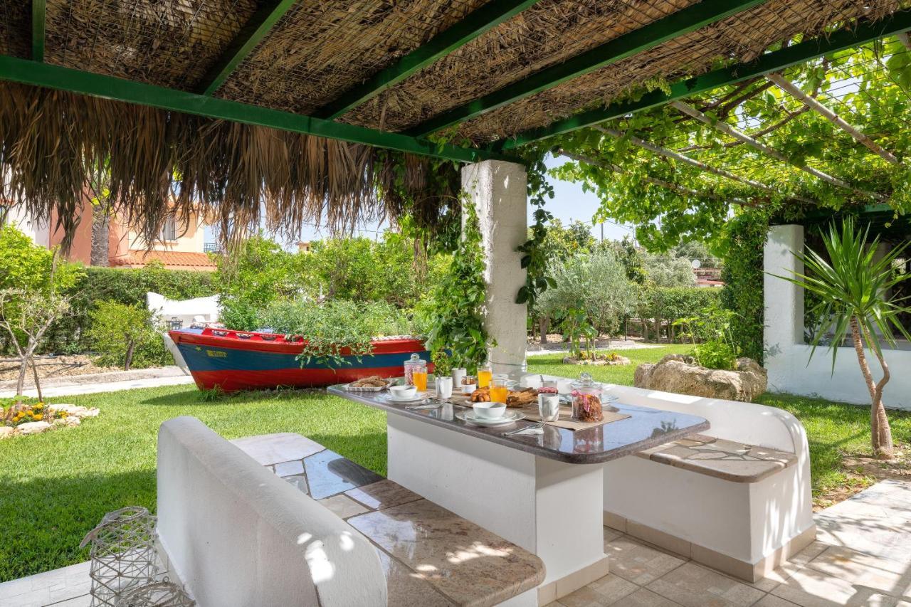 Elefteria Apts & Suites Kolymbia Extérieur photo
