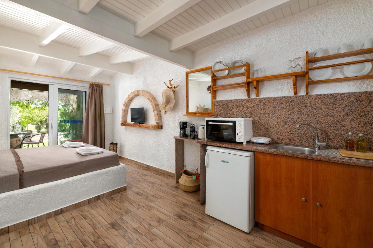 Elefteria Apts & Suites Kolymbia Extérieur photo